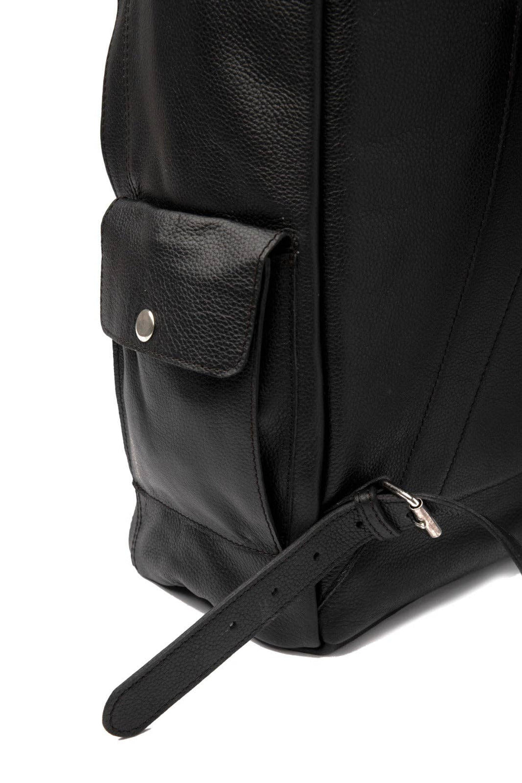 Nomad Leather Backpack: Brown