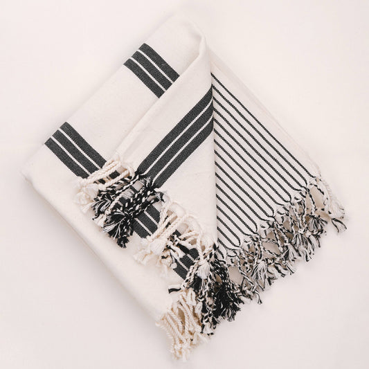 Stylish Hand-Loomed Turkish Tassel Bath and Beach Towel: Bath Towel Only
