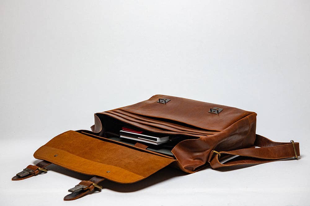 Coarse Leather Messenger Bag 3.0: Antique Brown