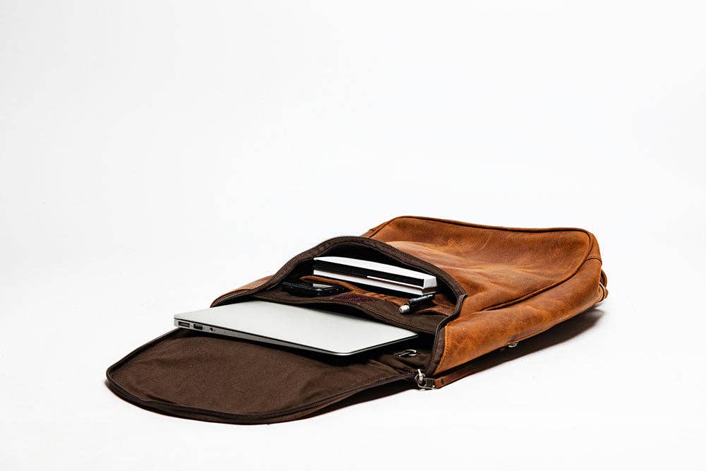 Student Leather Backpack: Saddle