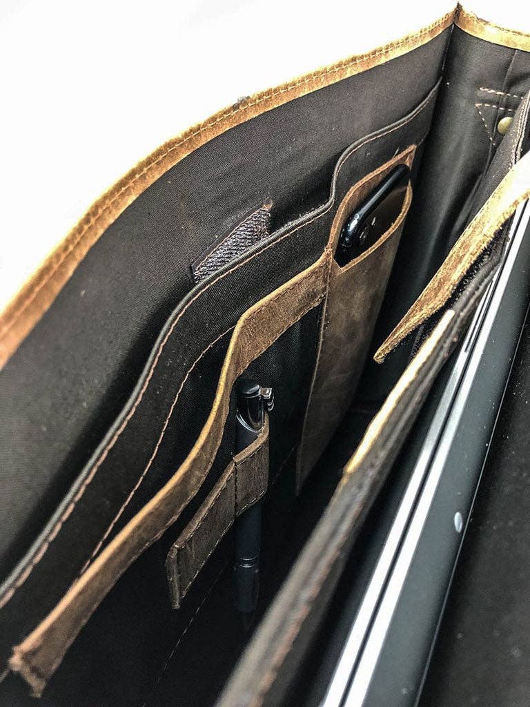 Adam Messenger Bag 2.0: Saddle Brown / Medium