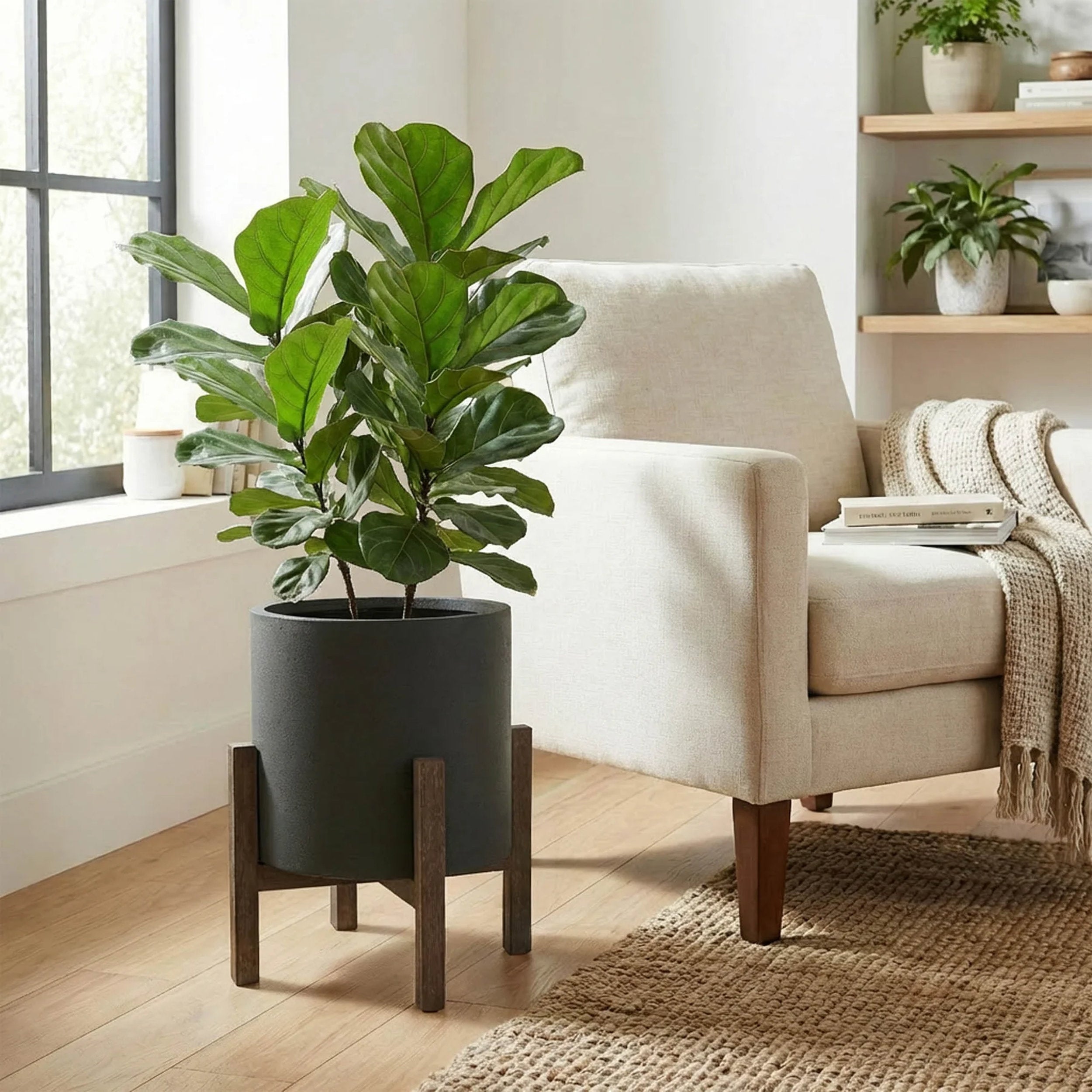 Patio Round Standing Pot Small - Black Stone