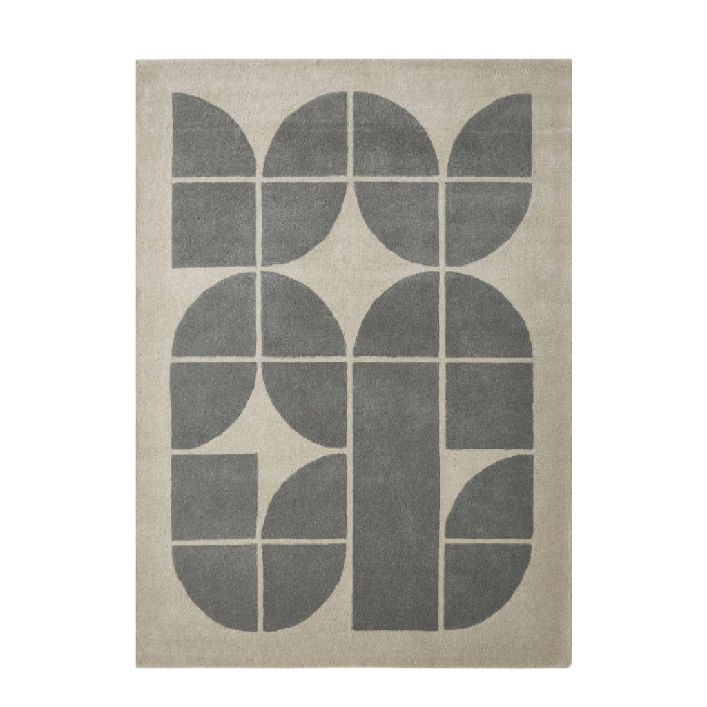 Area rug showing a dark pattern 