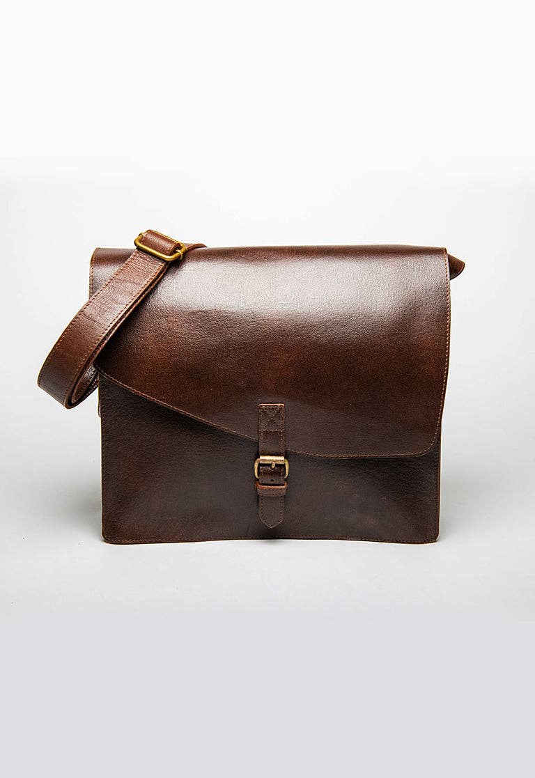 Adam Messenger Bag 2.0: Saddle Brown / Medium