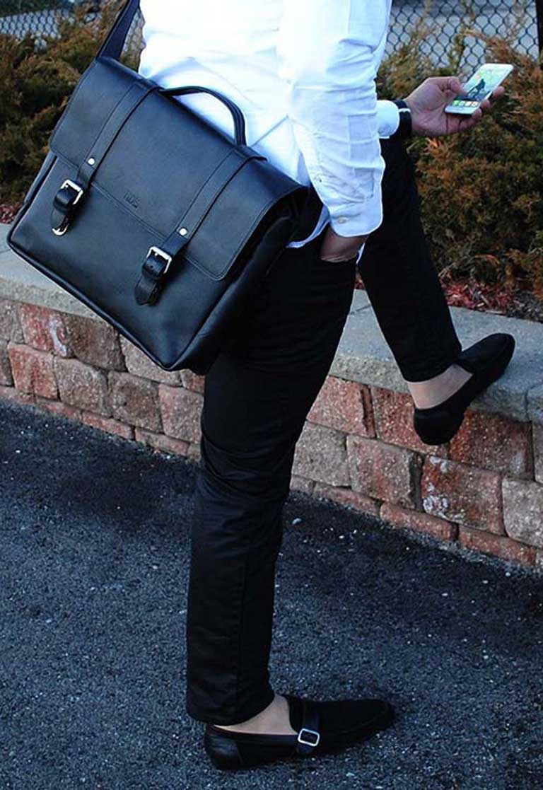Coarse Leather Messenger Bag 3.0: Antique Brown
